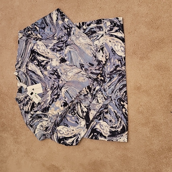 BRAND NEW WITH TAGS BLUE/GRAY SWIRL LONGSLEEVE TOP - Picture 6 of 10